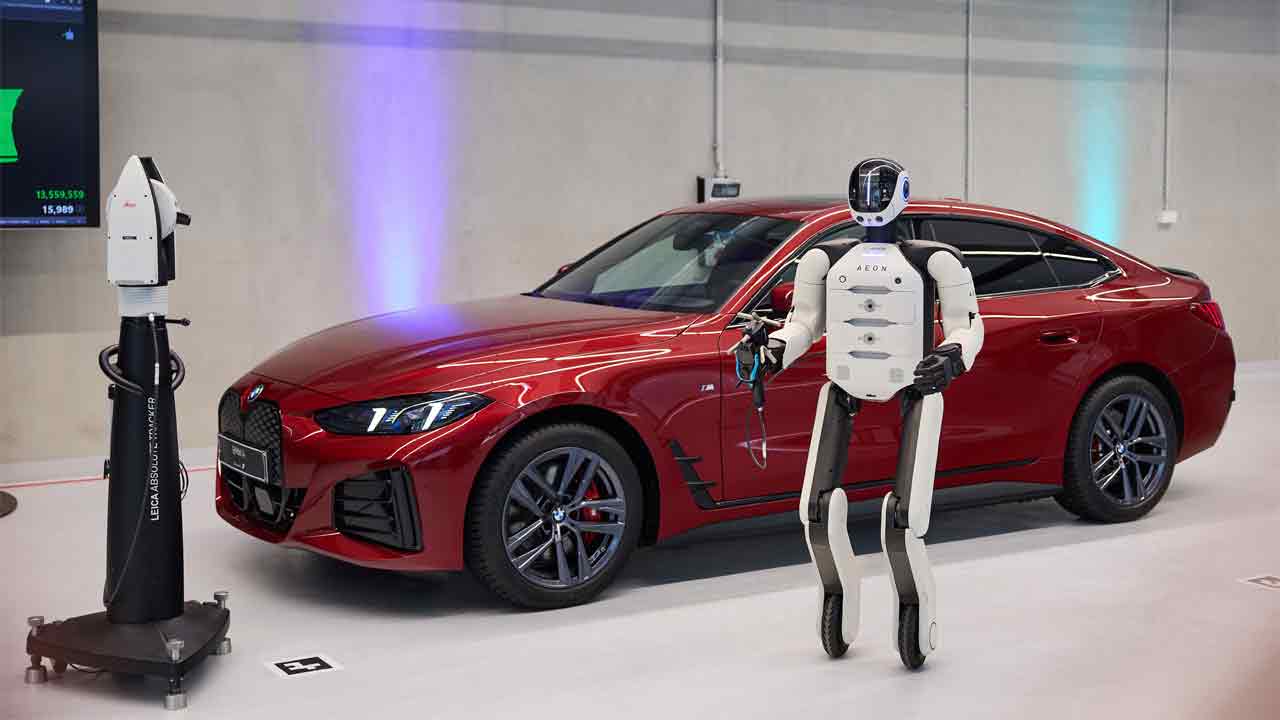 BMW 휴머노이드 로봇 AEON 전면 / 사진=BMW