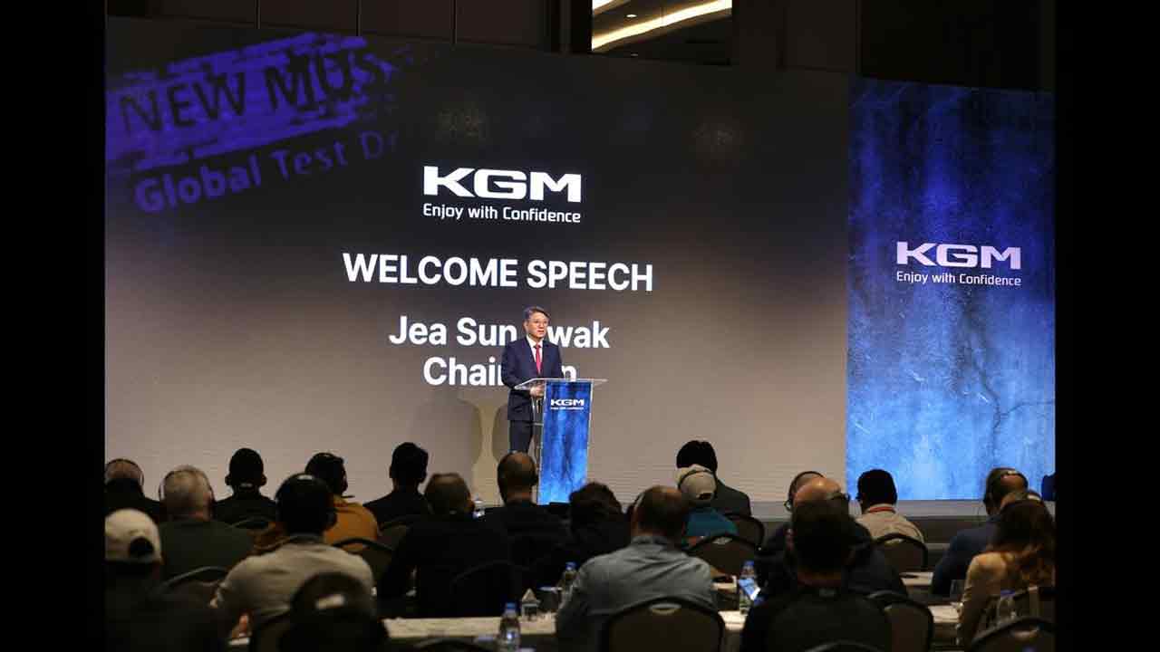 KGM 글로벌 론칭 행사 곽재선 회장 / 사진=KGM