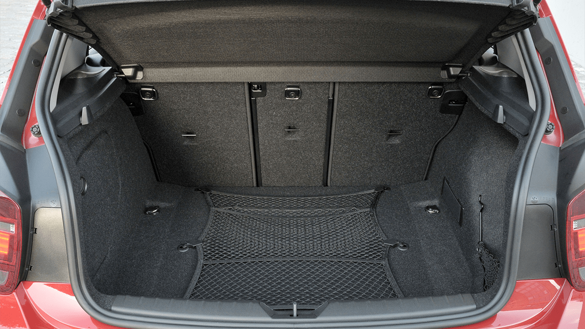 BMW 120d 트렁크&nbsp;/ 사진=BMW